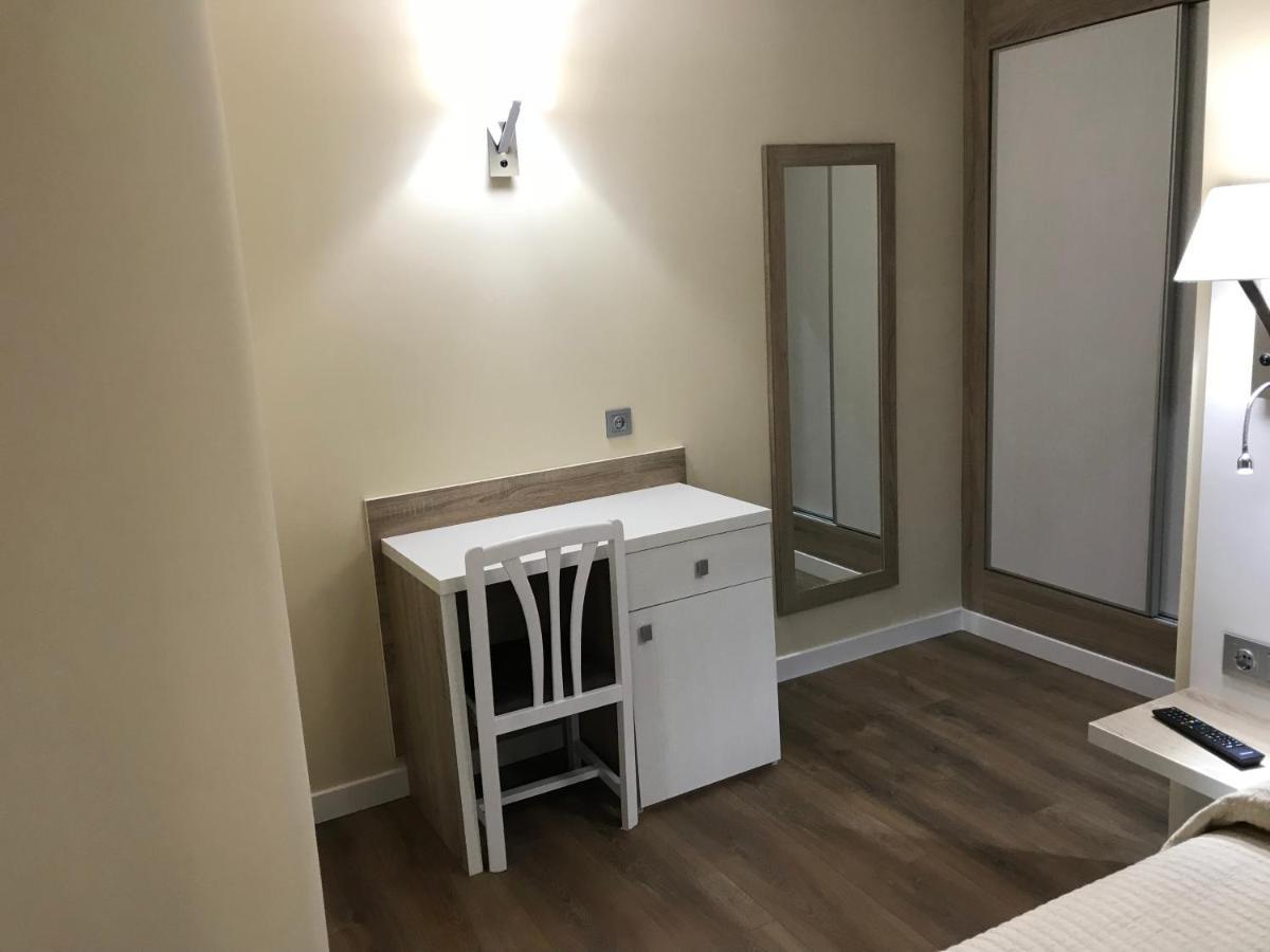 Residencial Santamaria Hotel Sancibrian Bagian luar foto