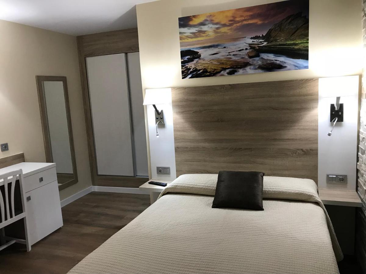 Residencial Santamaria Hotel Sancibrian Bagian luar foto